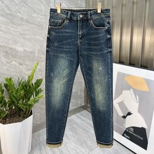 🆕Burberry autumn/winter jeans for women